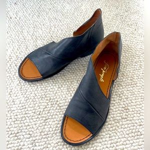 EUC Free People Mont Blanc Sandal Black 38 8